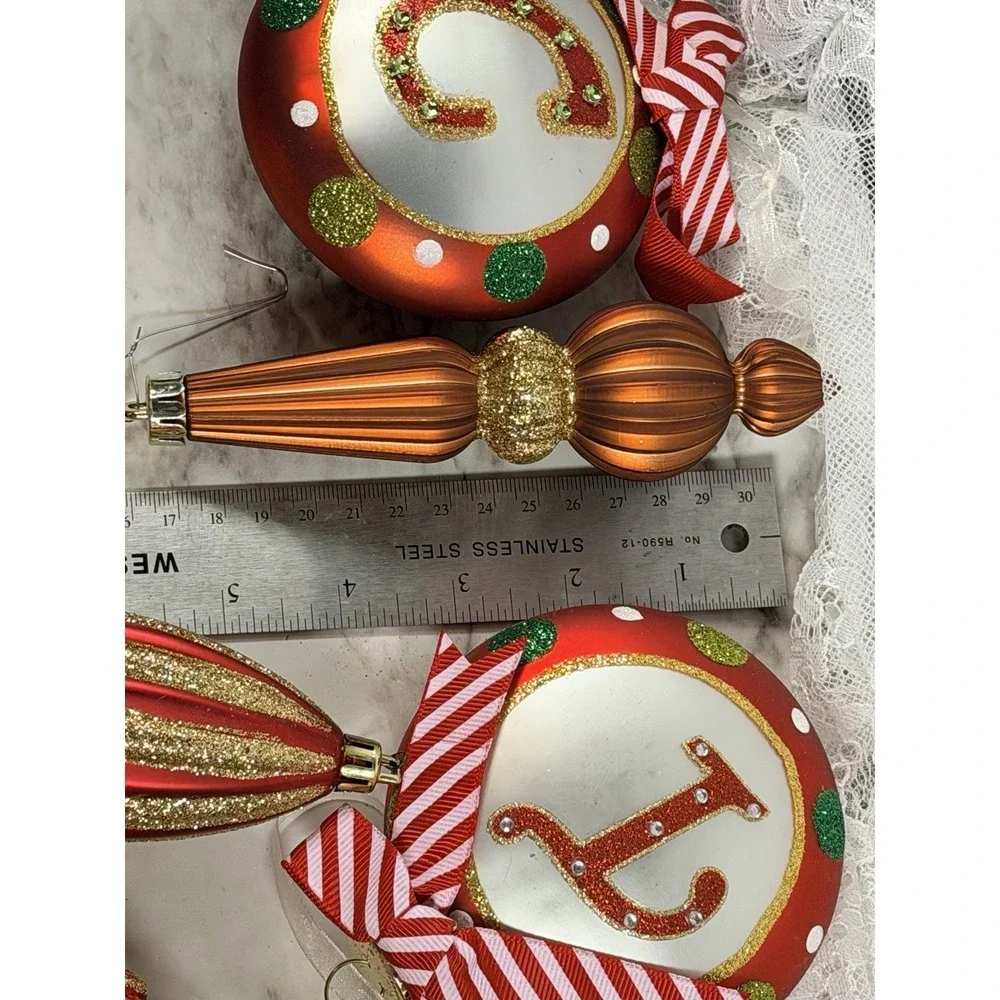 VTG Christmas Ornaments‎ set of 9 Plastic (P 2896)